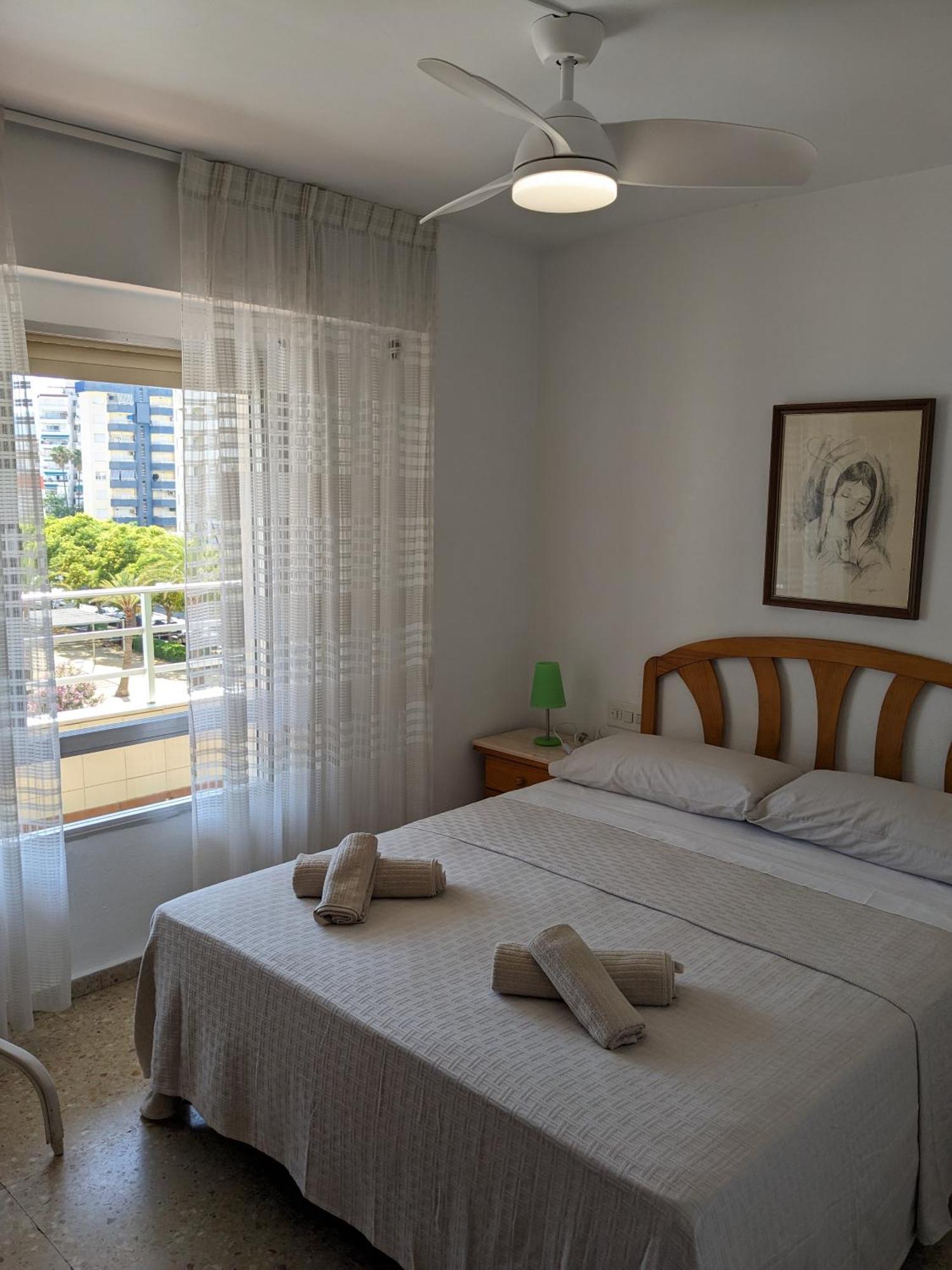 Apartamento Los Juncos - 50M Playa - Solo Familias - Parking Gratuito Playa de Gandia Екстер'єр фото